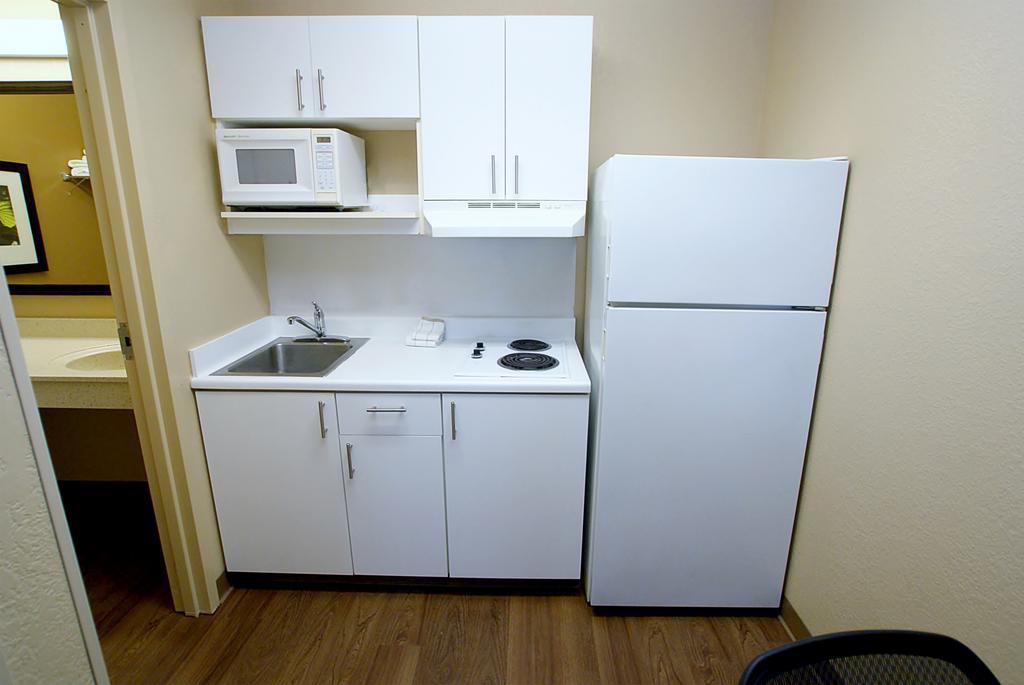 Extended Stay America Select Suites - Newport News - Oyster Point Eksteriør billede